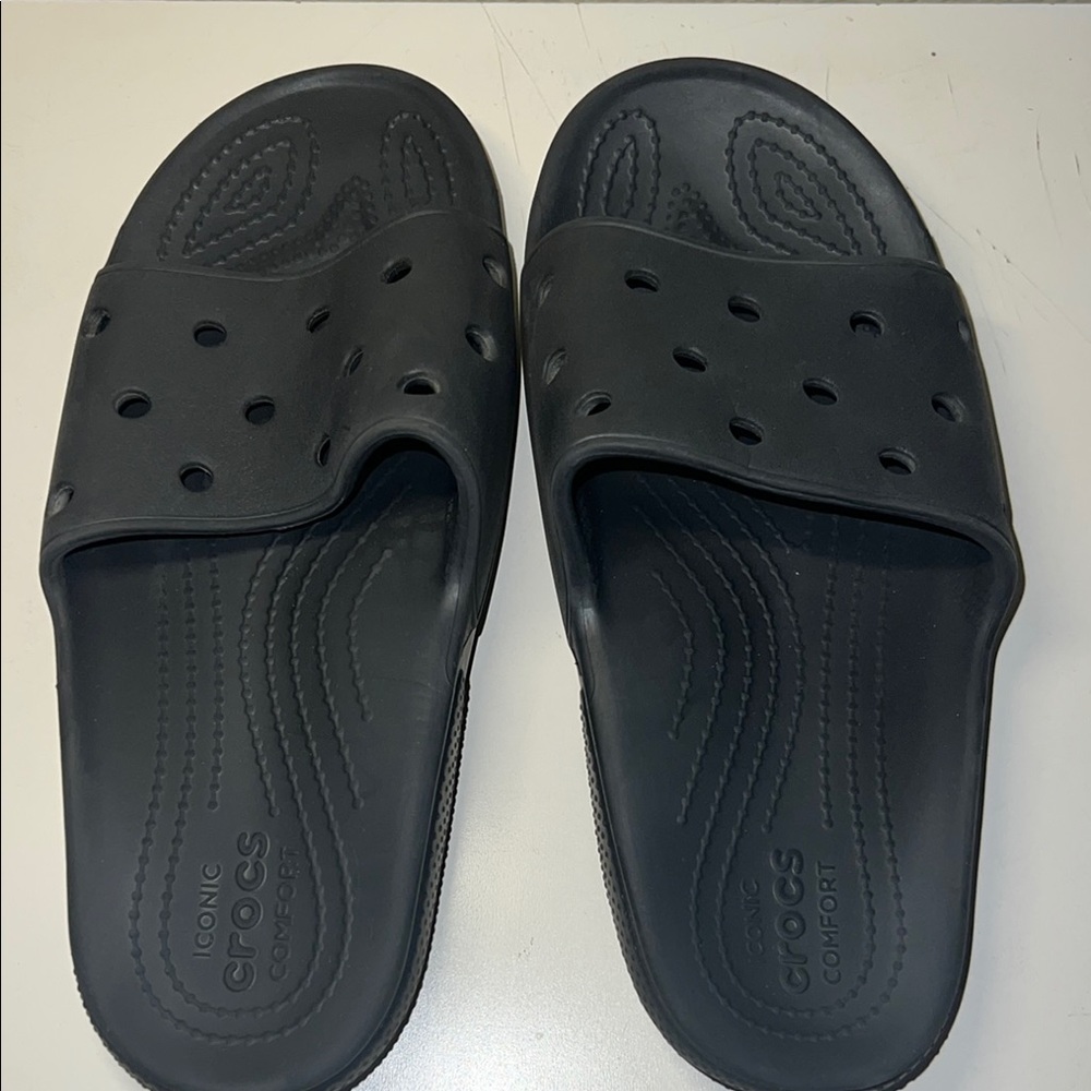 CROCS Classic Black Slide Sandals